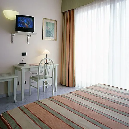 فندق Elena